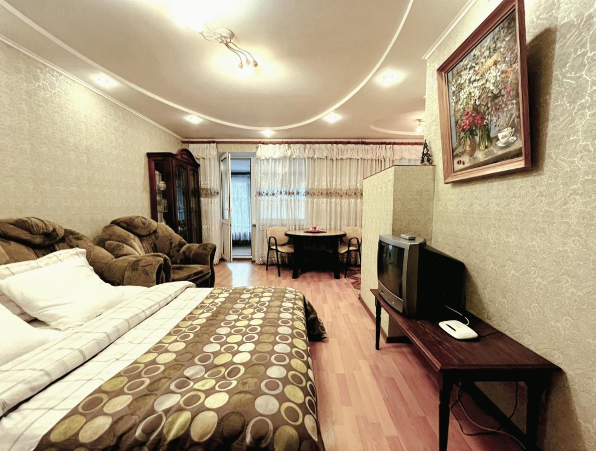 теплая квартира: Cozy Veranda Retreat In